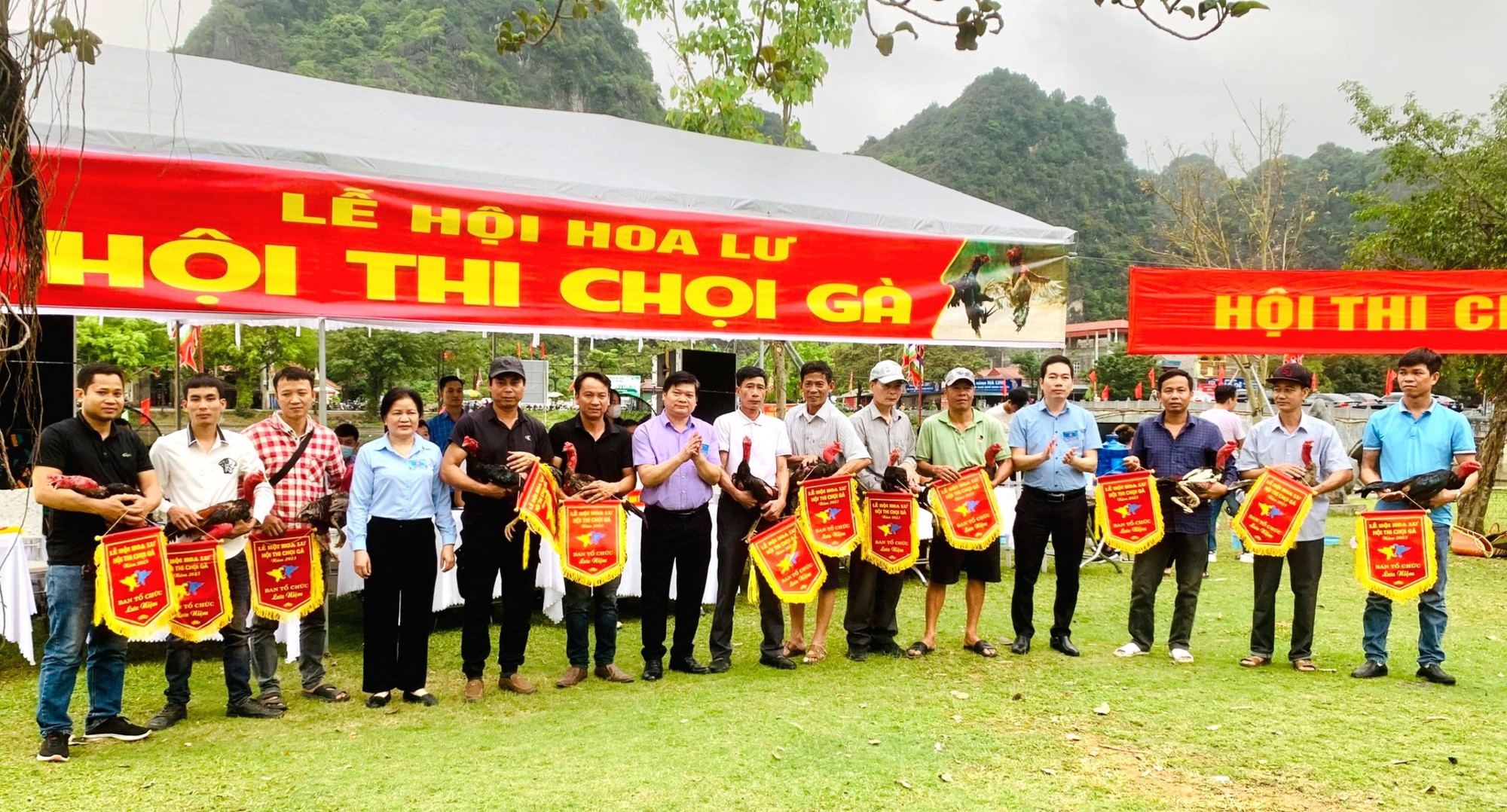 Hội Nông dân tỉnh Ninh Bình tổ chức thi chọi gà tại lễ hội Hoa Lư - Ảnh 1.