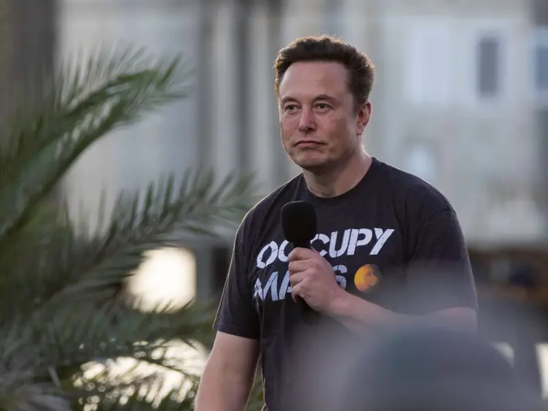 Elon Musk đang lên kế hoạch xây dựng thị trấn của riêng mình cho các công nhân của SpaceX và The Boring Company bên ngoài Austin, Texas, theo một báo cáo gần đây từ The Wall Street Journal
