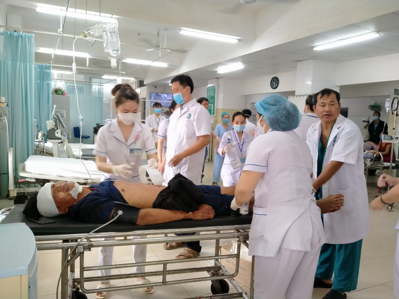 Tai nạn đặc biệt ở Phú Yên: Thương vong trên đường hái dưa thuê - Ảnh 2.
