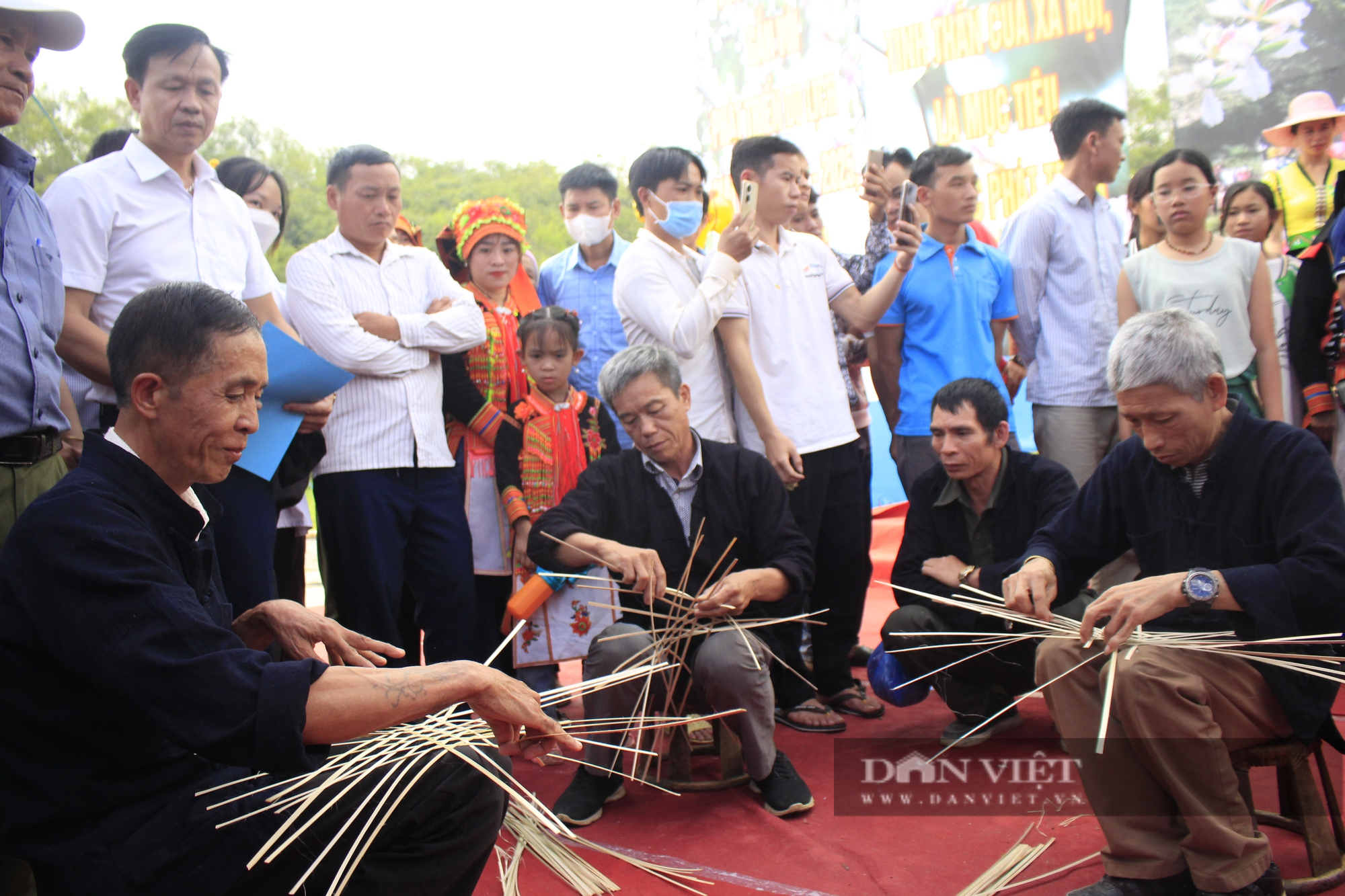 Then Kin Pang lễ hội đậm sắc màu văn hoá Lai Châu - Ảnh 2.