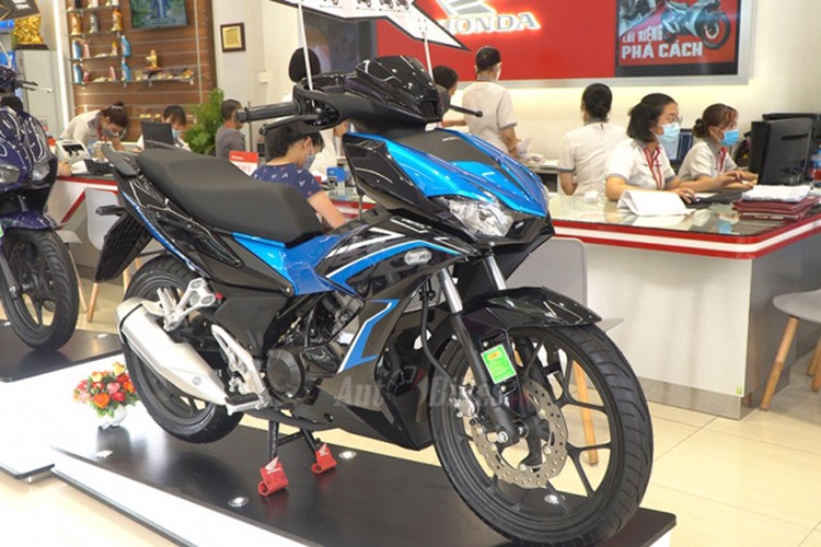 Honda Winner X đang đại hạ giá cả chục triệu đồng tại đại lý - Ảnh 1.