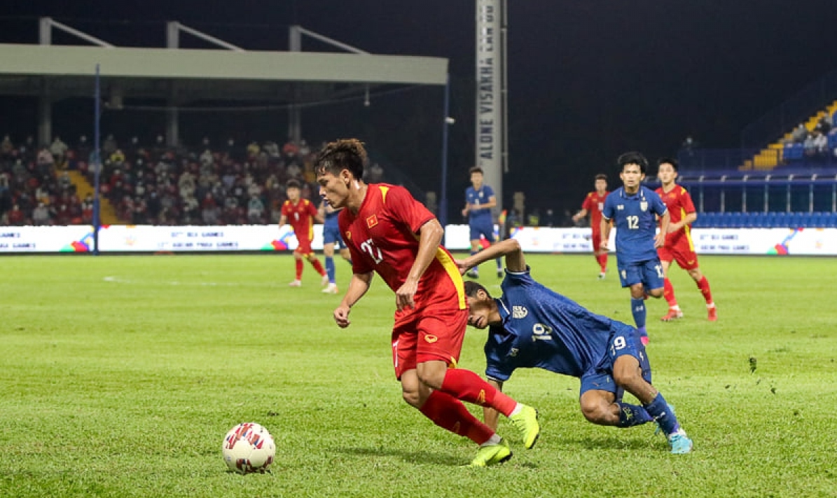 U22 Việt Nam rơi vào bảng khó tại SEA Games 32, CĐV nhận định bất ngờ - Ảnh 1.