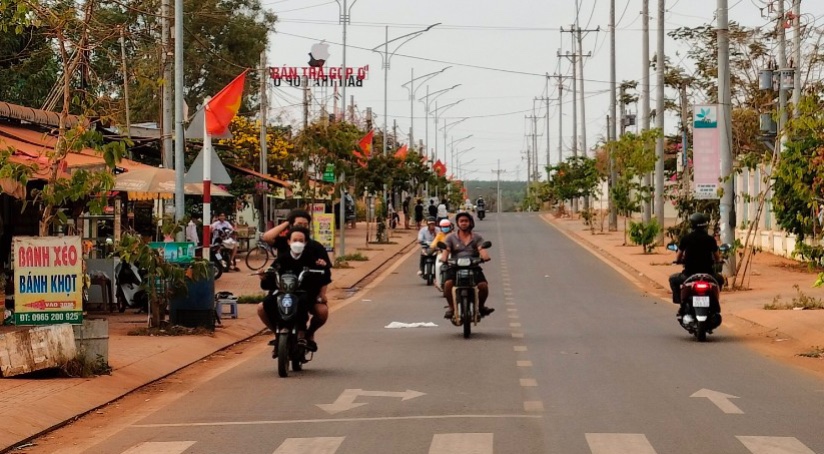 8 xã chịu ảnh hưởng nặng nề của bụi đỏ phát tán từ công trình thi công sân bay Long Thành - Ảnh 3.