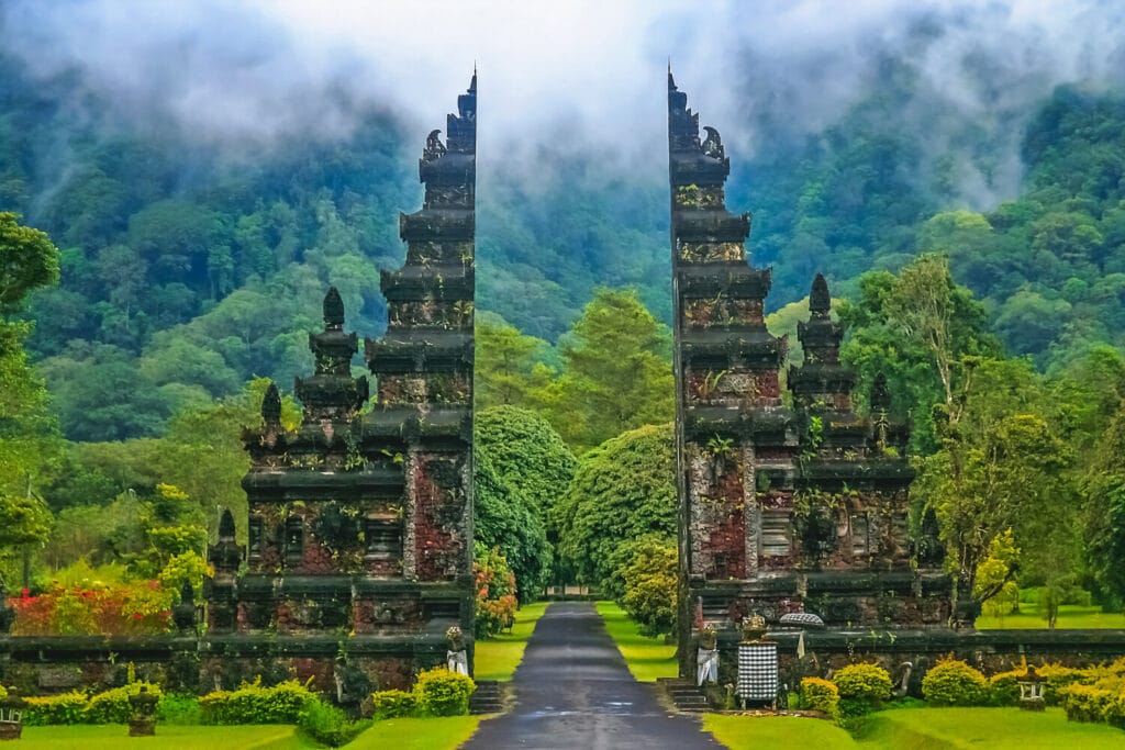 Du lịch Indonesia &quot;sợ&quot; phụ thuộc vào Bali - Ảnh 3.