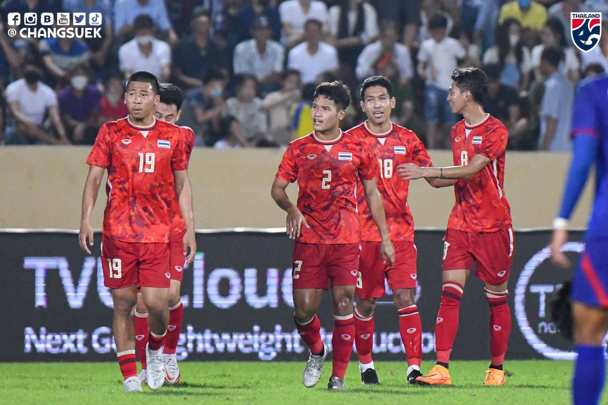 Nằm chung bảng với U22 Việt Nam, CĐV Thái Lan sợ đội nhà bị loại sớm - Ảnh 1.