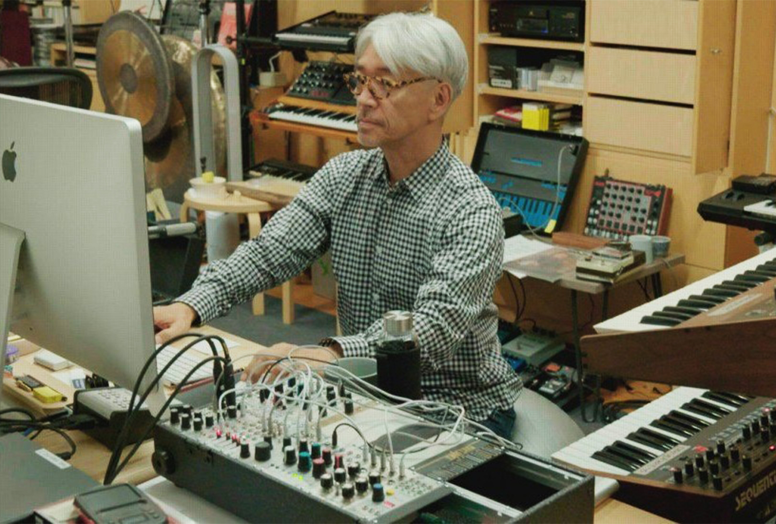 Ryuichi Sakamoto: Người đi tìm ý nghĩa của âm thanh - Ảnh 4.