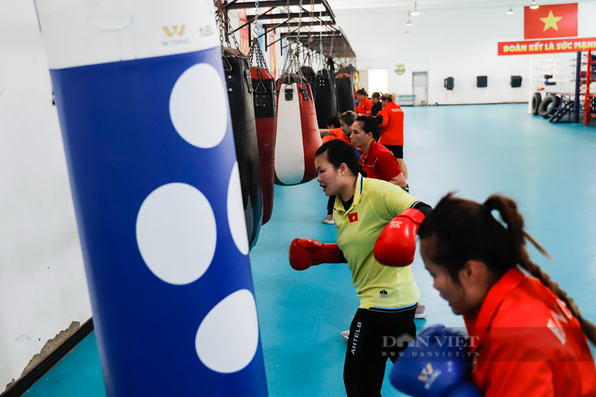 Chủ nhà SEA Games 32 tạo độ khó cho Nguyễn Thị Tâm bảo vệ HCV boxing - Ảnh 1.