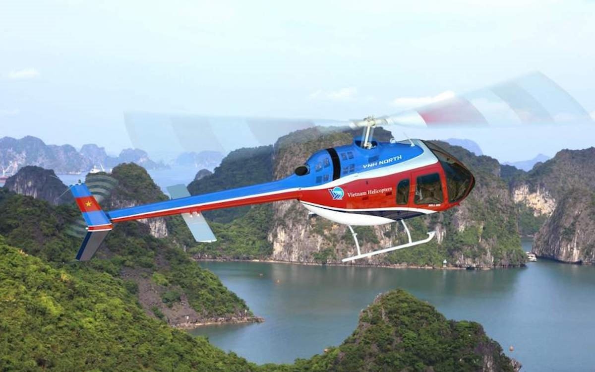 Chi bao nhiêu tiền để ngắm vịnh Hạ Long bằng trực thăng?