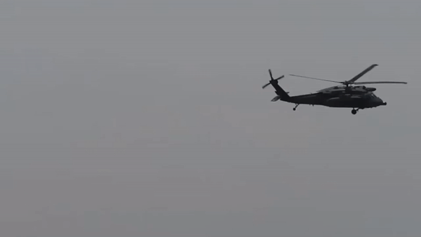 Cận cảnh dòng trực thăng UH-60JA Nhật Bản vừa mất tích - Ảnh 10.