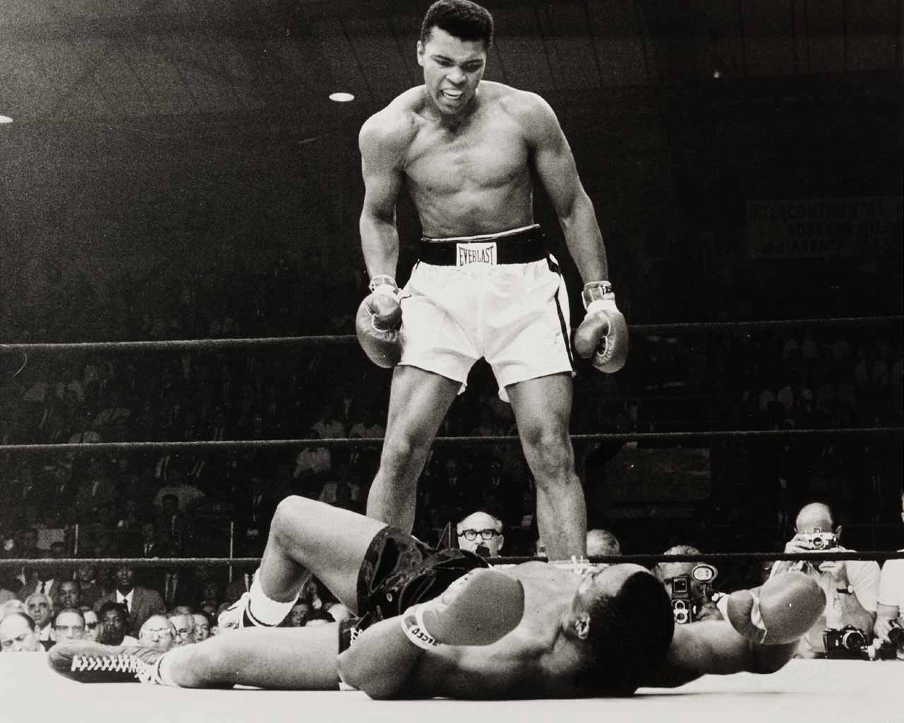 Trận đấu nào đã đưa Muhammad Ali vào ngôi đền của những huyền thoại? - Ảnh 4.