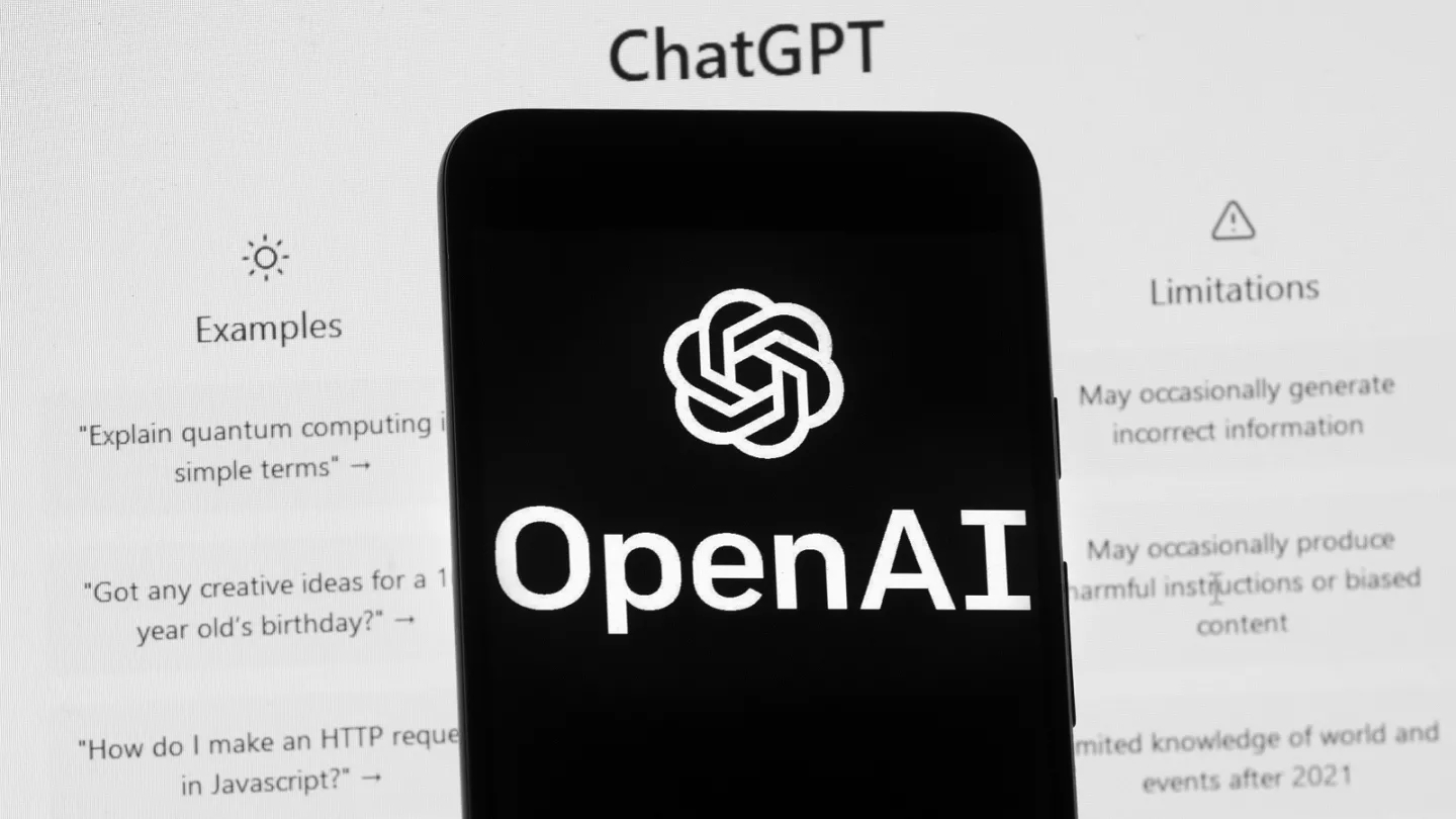 OpenAI, nhà sản xuất ChatGPT, có kế hoạch trình bày các biện pháp vào hôm 6/4 để khắc phục những lo ngại dẫn đến lệnh cấm chatbot của Ý vào tuần trước, Cơ quan bảo vệ dữ liệu quốc gia (DPA) của Ý cho biết. Ảnh: @AFP.