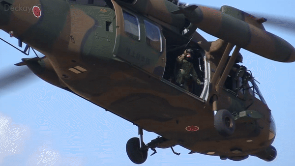 Cận cảnh dòng trực thăng UH-60JA Nhật Bản vừa mất tích - Ảnh 5.