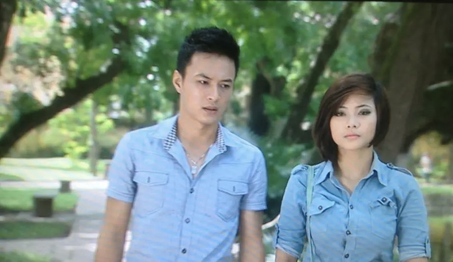 Chuyện &quot;dở khóc dở cười&quot; của những cặp đôi chênh lệch hàng chục tuổi trên phim truyền hình Việt - Ảnh 7.