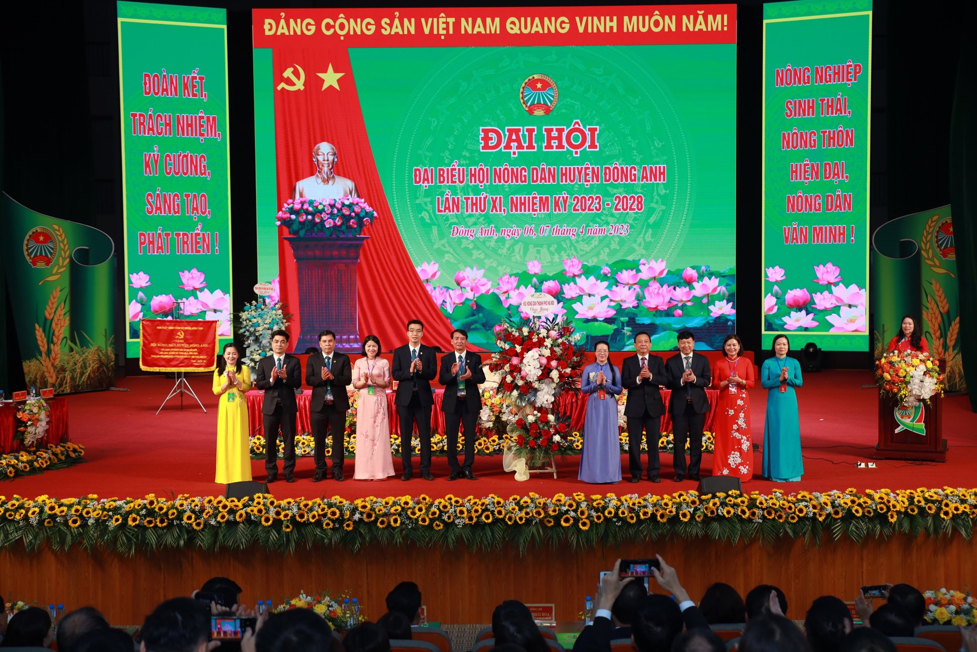 Hà Nội: Đại hội đại biểu Hội Nông dân huyện Đông Anh, ông Ngô Văn Lệ tái đắc cử chức Chủ tịch - Ảnh 3.