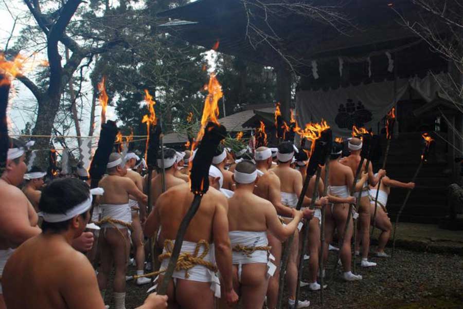 Khỏa thân - nét độc lạ thu hút du khách tại các lễ hội Nhật Bản - Ảnh 2.