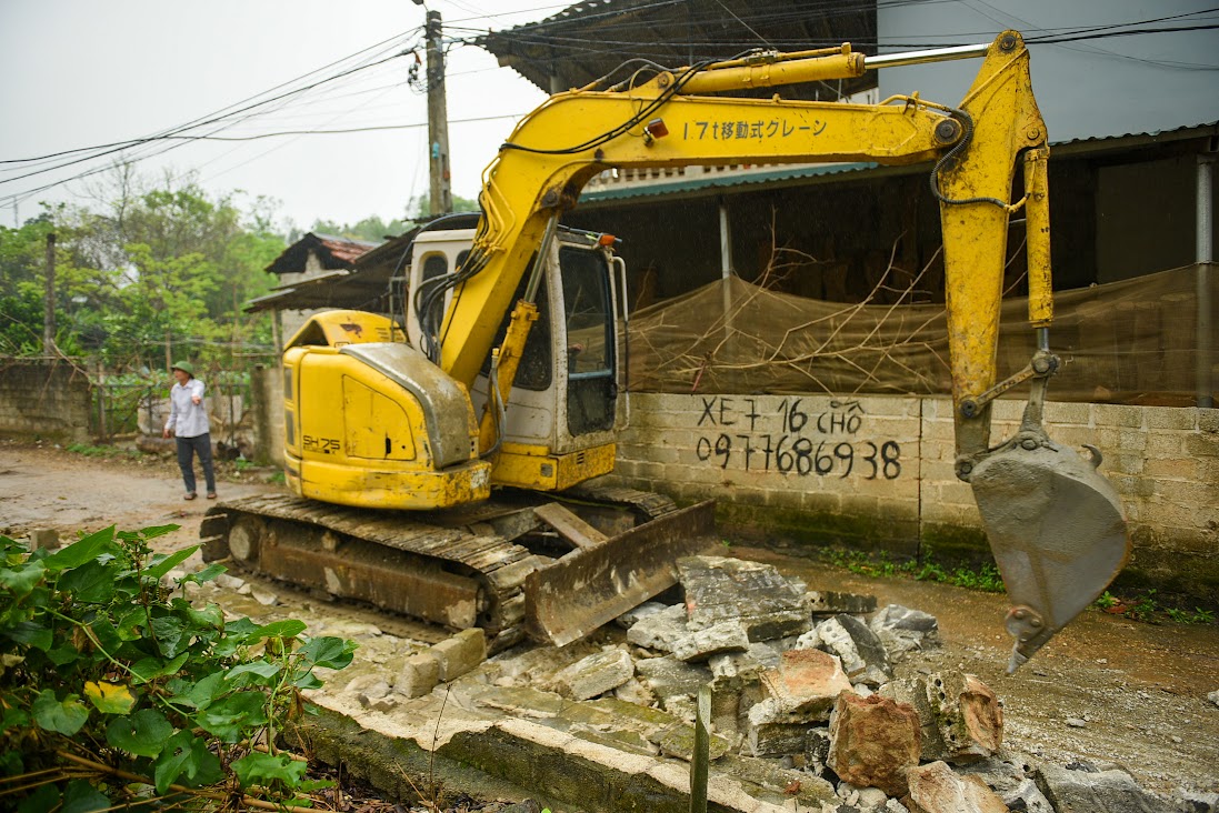 Cùng nhau nuôi ong lấy mật, nông dân Tuyên Quang thoát nghèo - Ảnh 3.