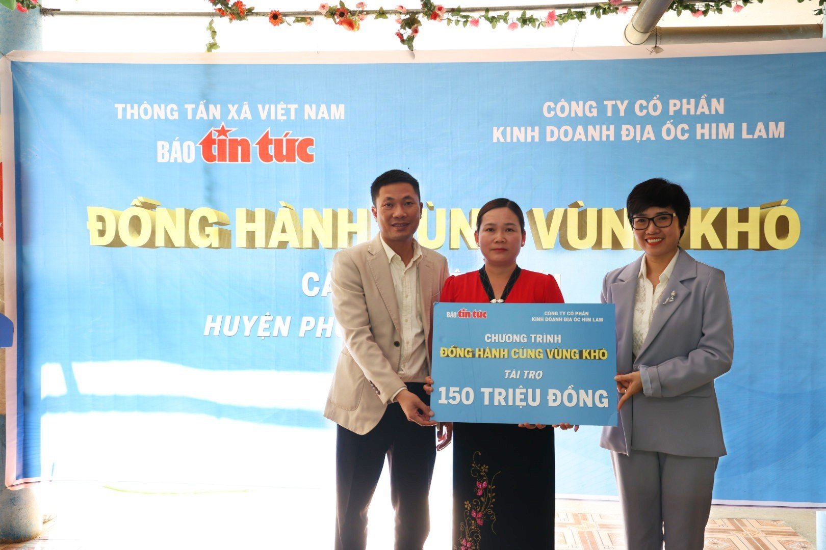 Him Lam land hỗ trợ 300 triệu đồng cho 2 điểm trường khó khăn tại Phong Thổ, Lai Châu - Ảnh 1.