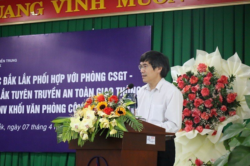 PC Đắk Lắk: Tổ chức tuyên truyền An toàn giao thông cho CBCNV  - Ảnh 1.