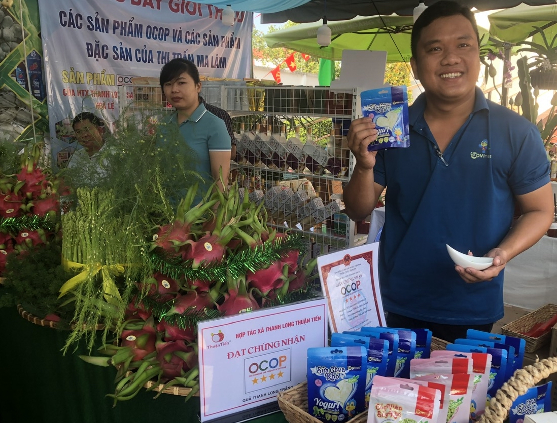 Nông dân làm giàu nhờ các công trình thủy lợi và hệ thống giao thông nông thôn rộng mở - Ảnh 2.