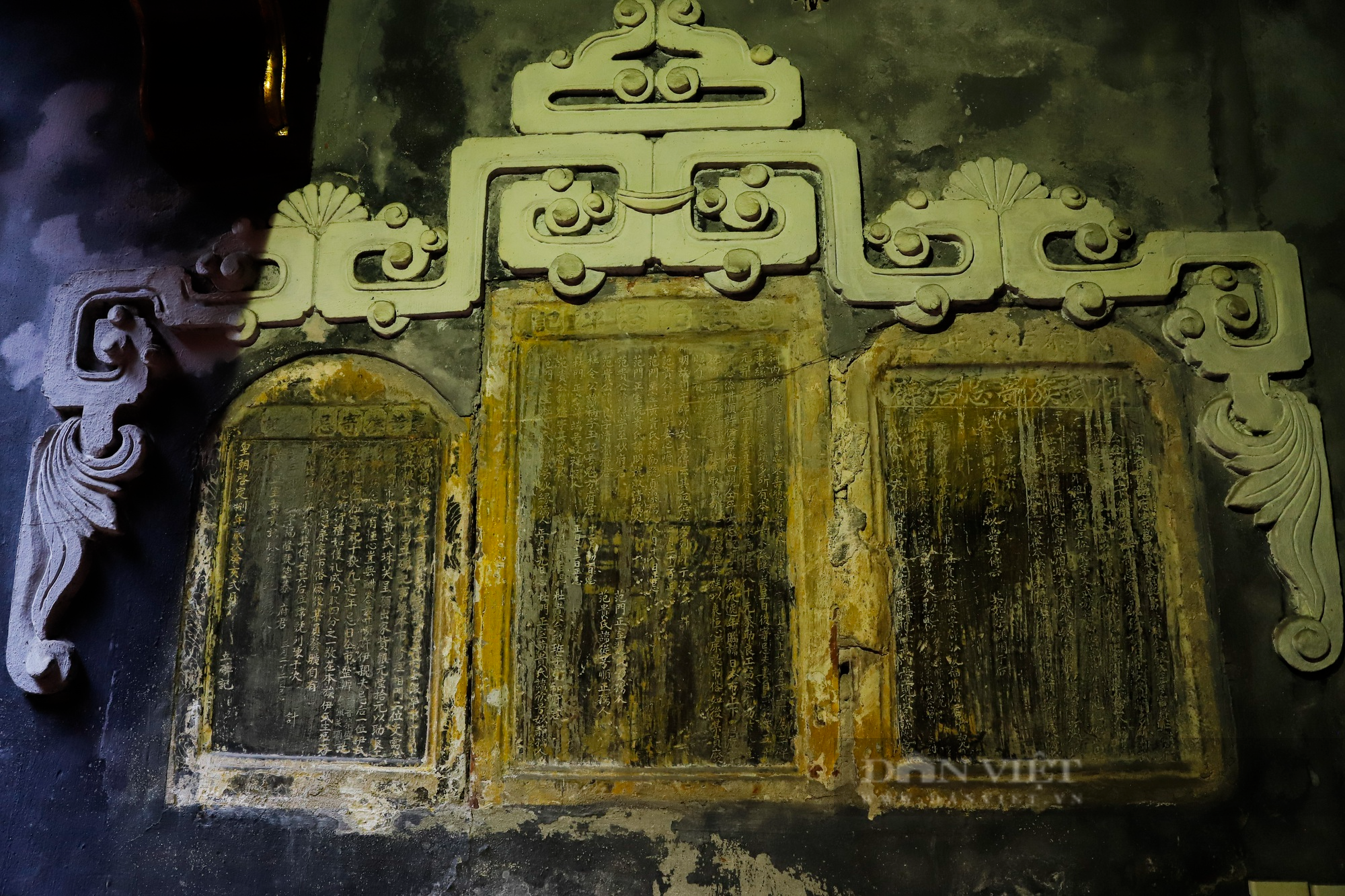Những sản phẩm in đậm dấu ấn trăm năm nghề đúc vàng, bạc tại ngôi đình cổ giữa lòng phố cố Hà Nội - Ảnh 3.