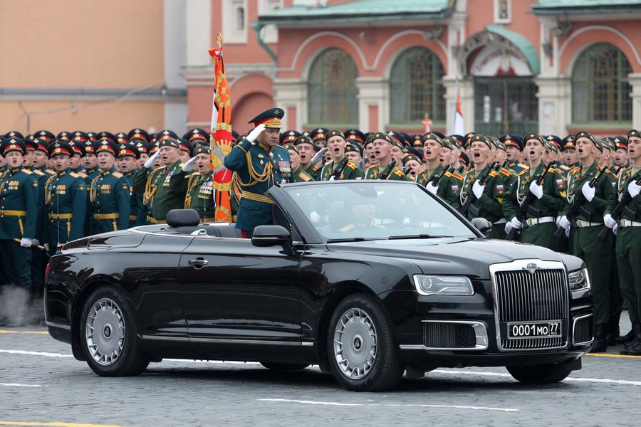 Cận cảnh 2 loại thiết giáp đặc biệt lần đầu xuất hiện trong Lễ duyệt binh Chiến thắng của Nga - Ảnh 2.