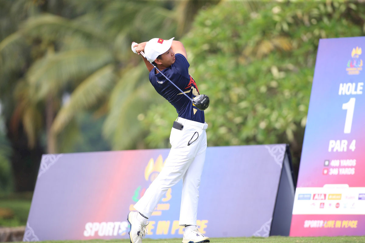 Golfer 15 tuổi giành HCV SEA Games 22 cho đoàn Thể thao Việt Nam - Ảnh 1.