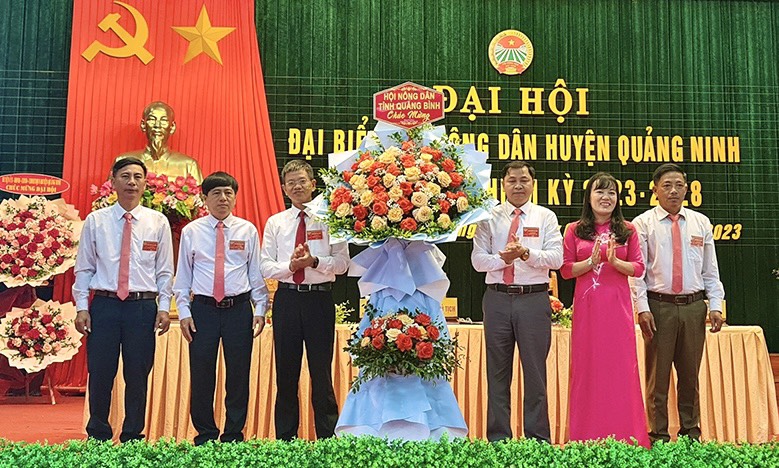 Quản Bình: Đại hội Hội Nông dân huyện Quảng Ninh bầu 20 đồng chí tham gia Ban Chấp hành  - Ảnh 4.