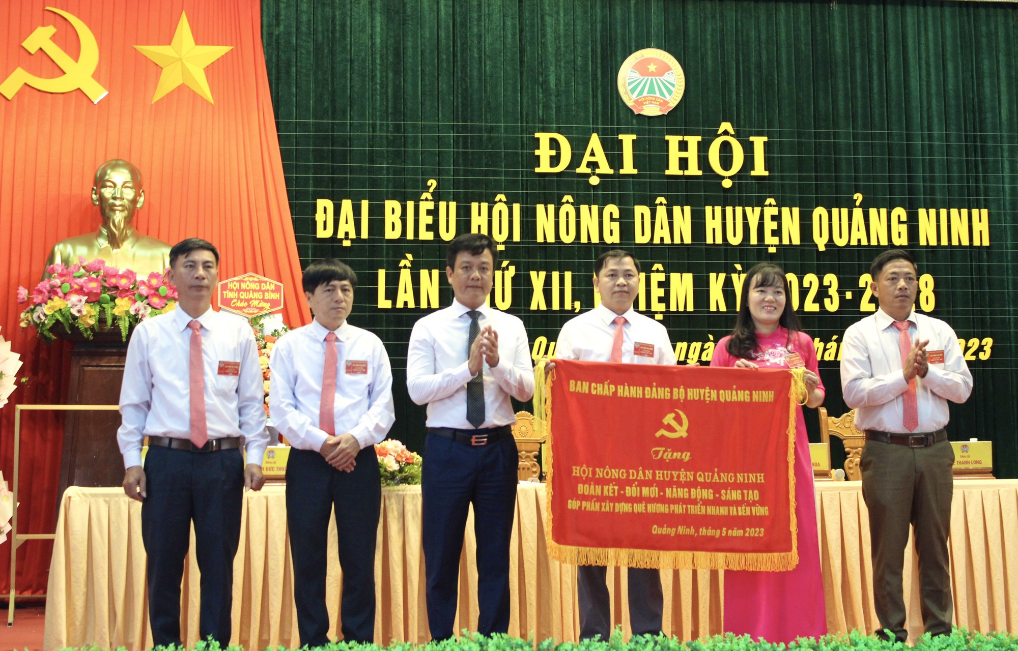 Quản Bình: Đại hội Hội Nông dân huyện Quảng Ninh bầu 20 đồng chí tham gia Ban Chấp hành  - Ảnh 2.