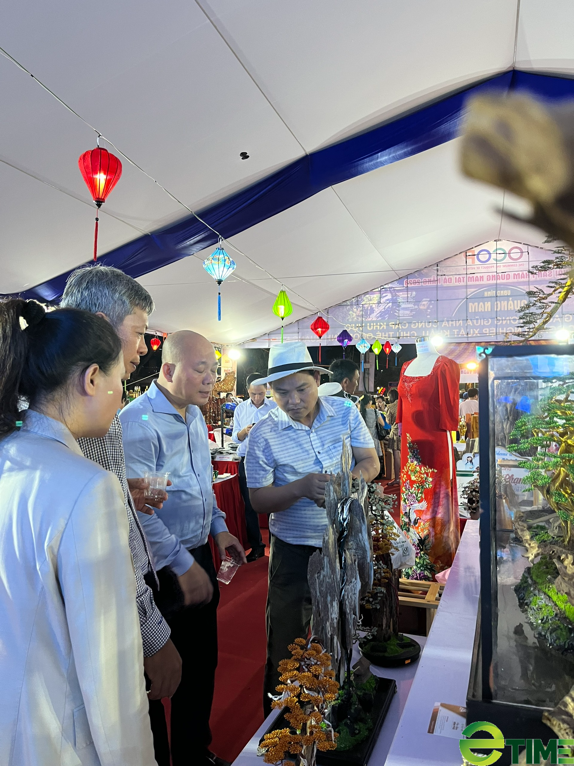 Ngày hội sản phẩm Quảng Nam tại thành phố Đà Nẵng: Nâng tầm thương hiệu của nông dân và đưa sản phẩm vươn xa - Ảnh 2.