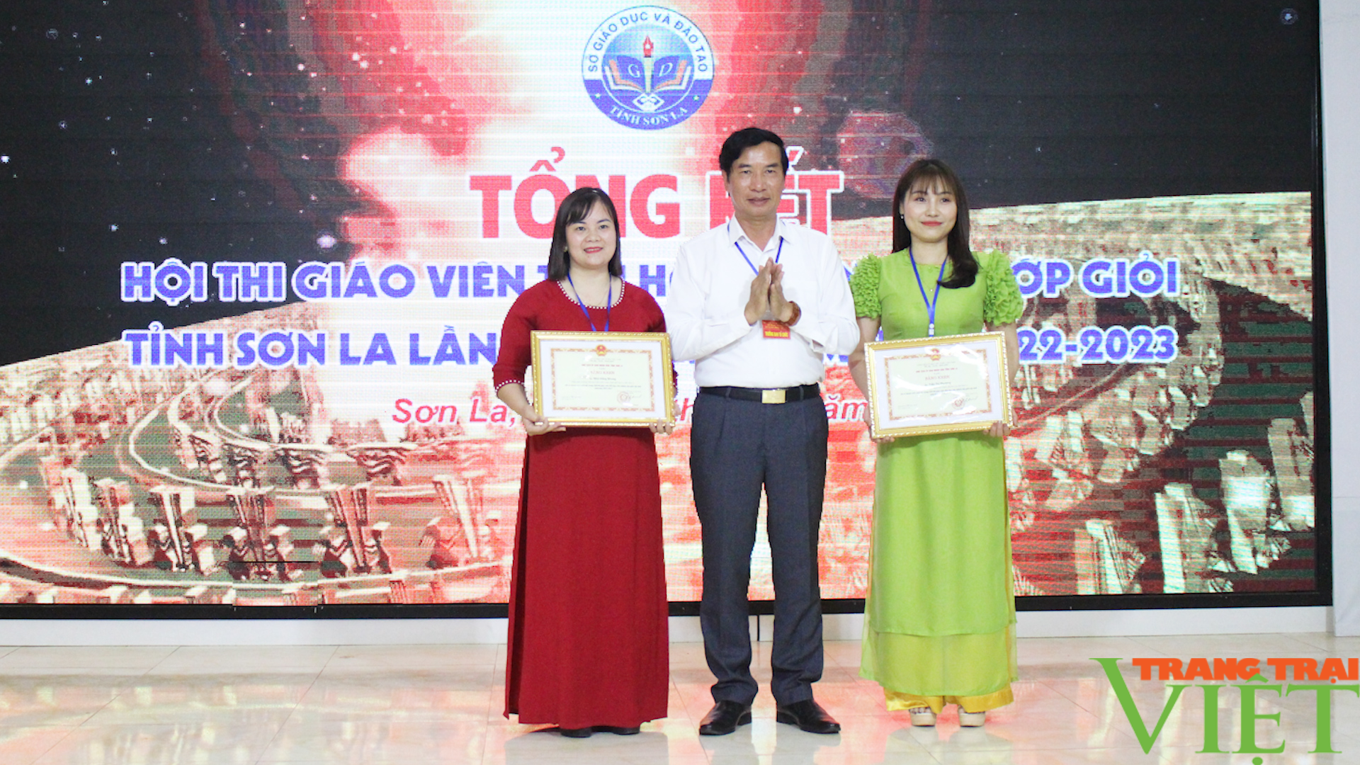Sơn La: Công nhận 88 giáo viên tiểu học chủ nhiệm lớp giỏi - Ảnh 6.