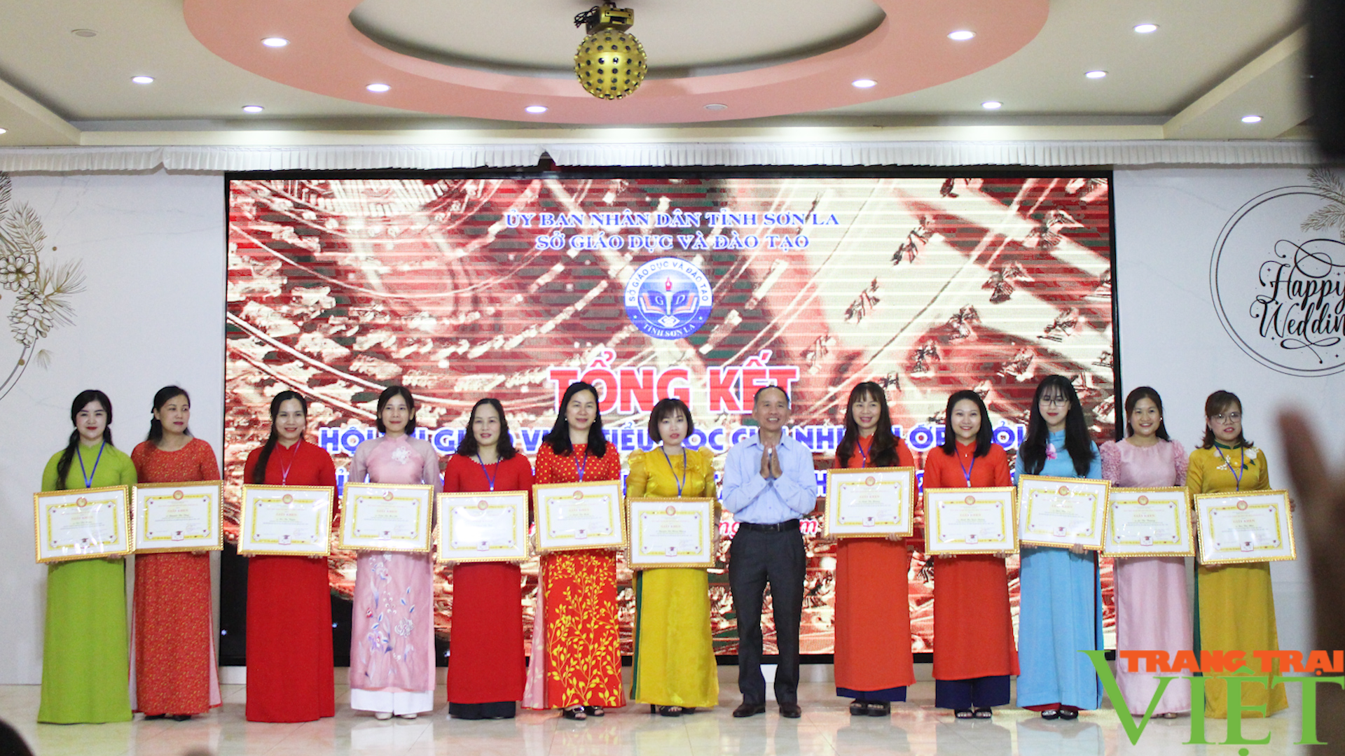 Sơn La: Công nhận 88 giáo viên tiểu học chủ nhiệm lớp giỏi - Ảnh 10.