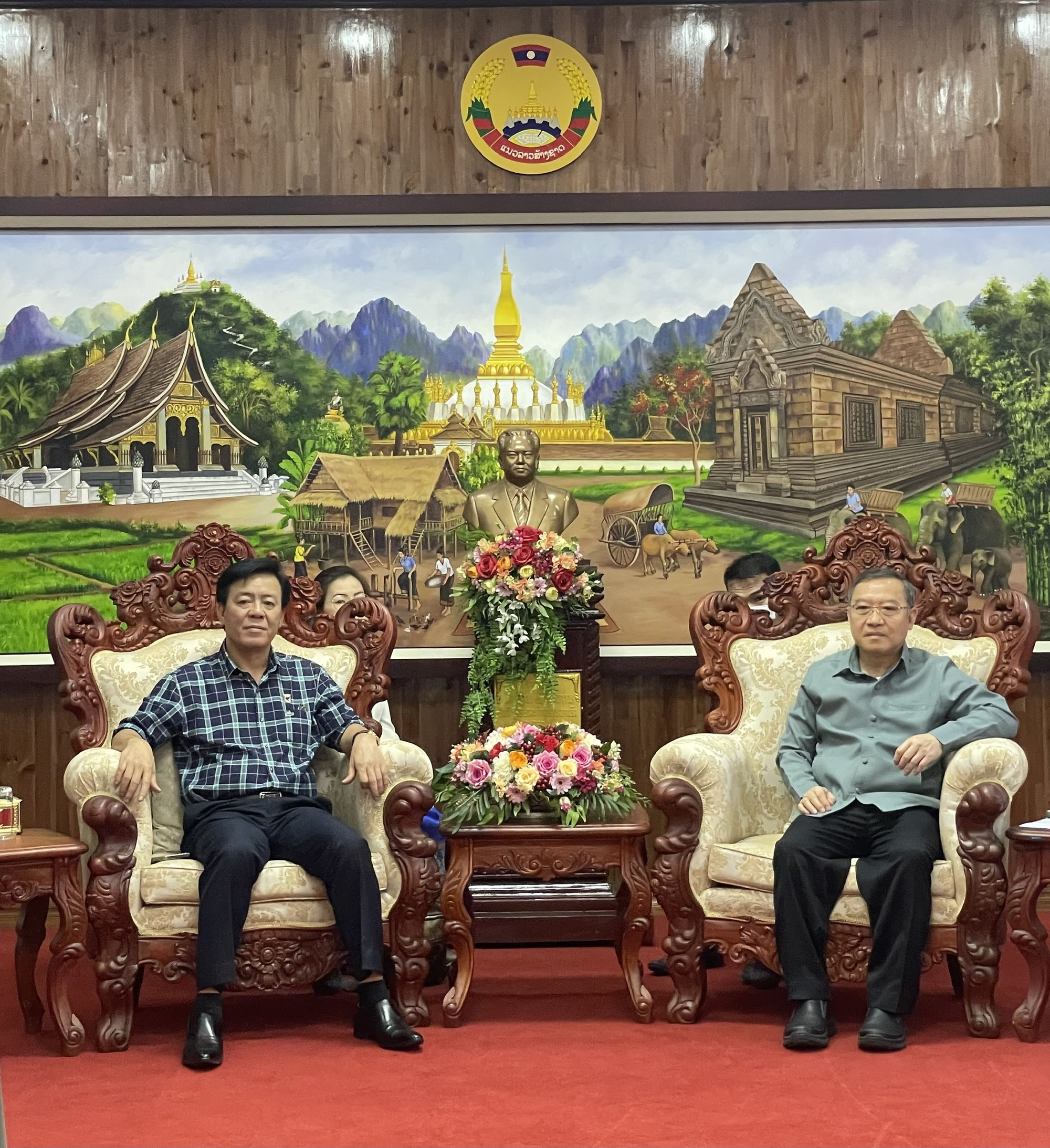 Phân bón Bình Điền và Tập đoàn Phongsavanh hợp tác chuyển giao kiến thức canh tác nông nghiệp cho nông dân Lào - Ảnh 1.