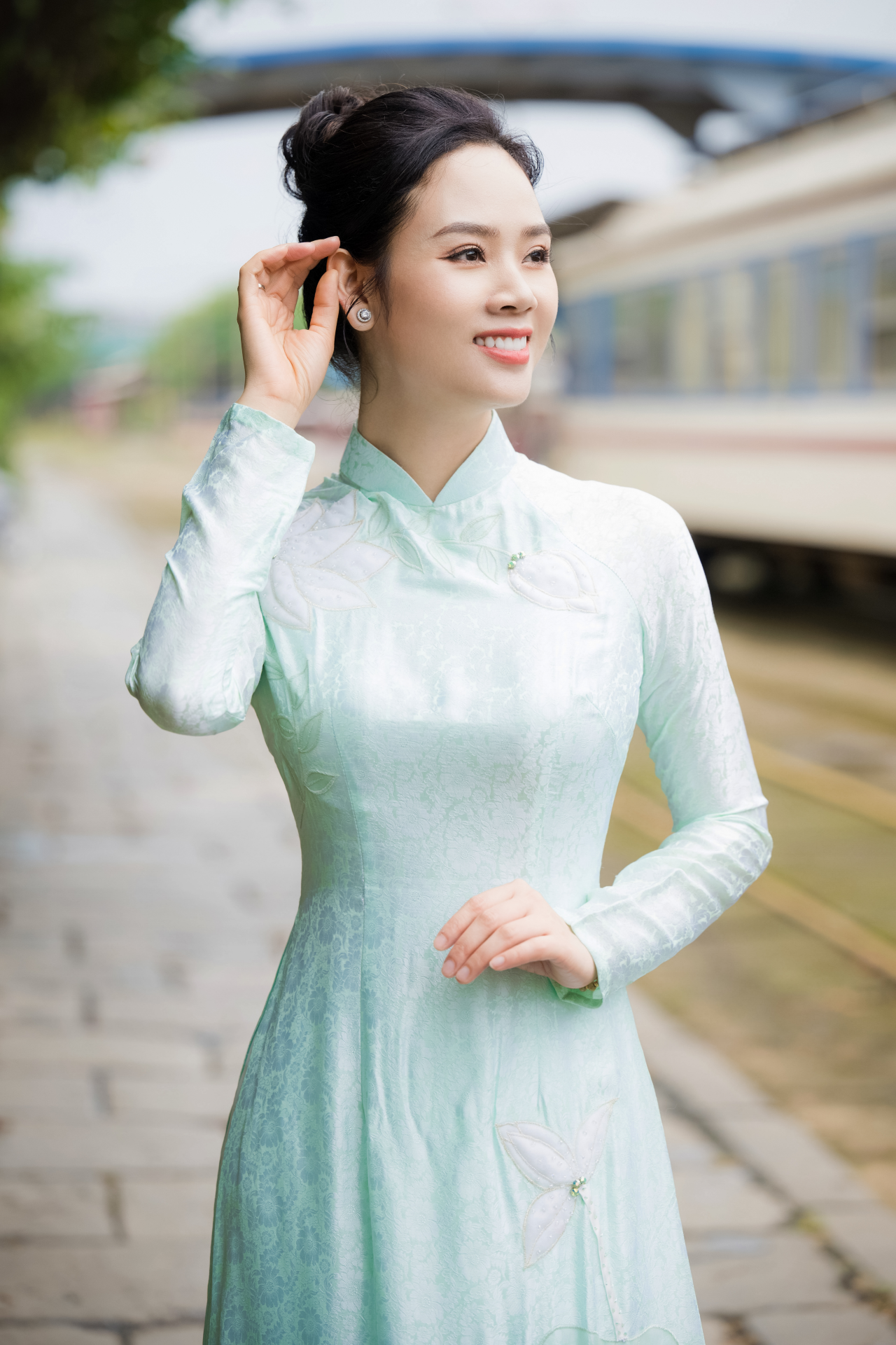 Ngọc Hân tiết lộ mối quan hệ đặc biệt với hoa hậu kín tiếng bậc nhất showbiz Việt - Ảnh 3.