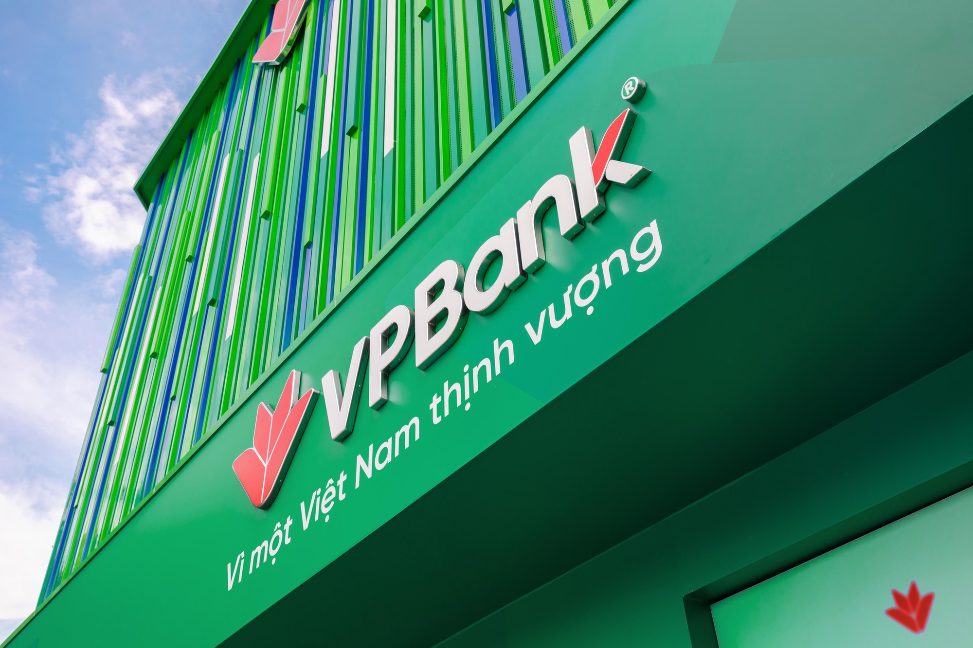 Triển vọng kinh doanh của VPBank với điểm tựa tăng trưởng kinh tế vĩ mô - Ảnh 1.