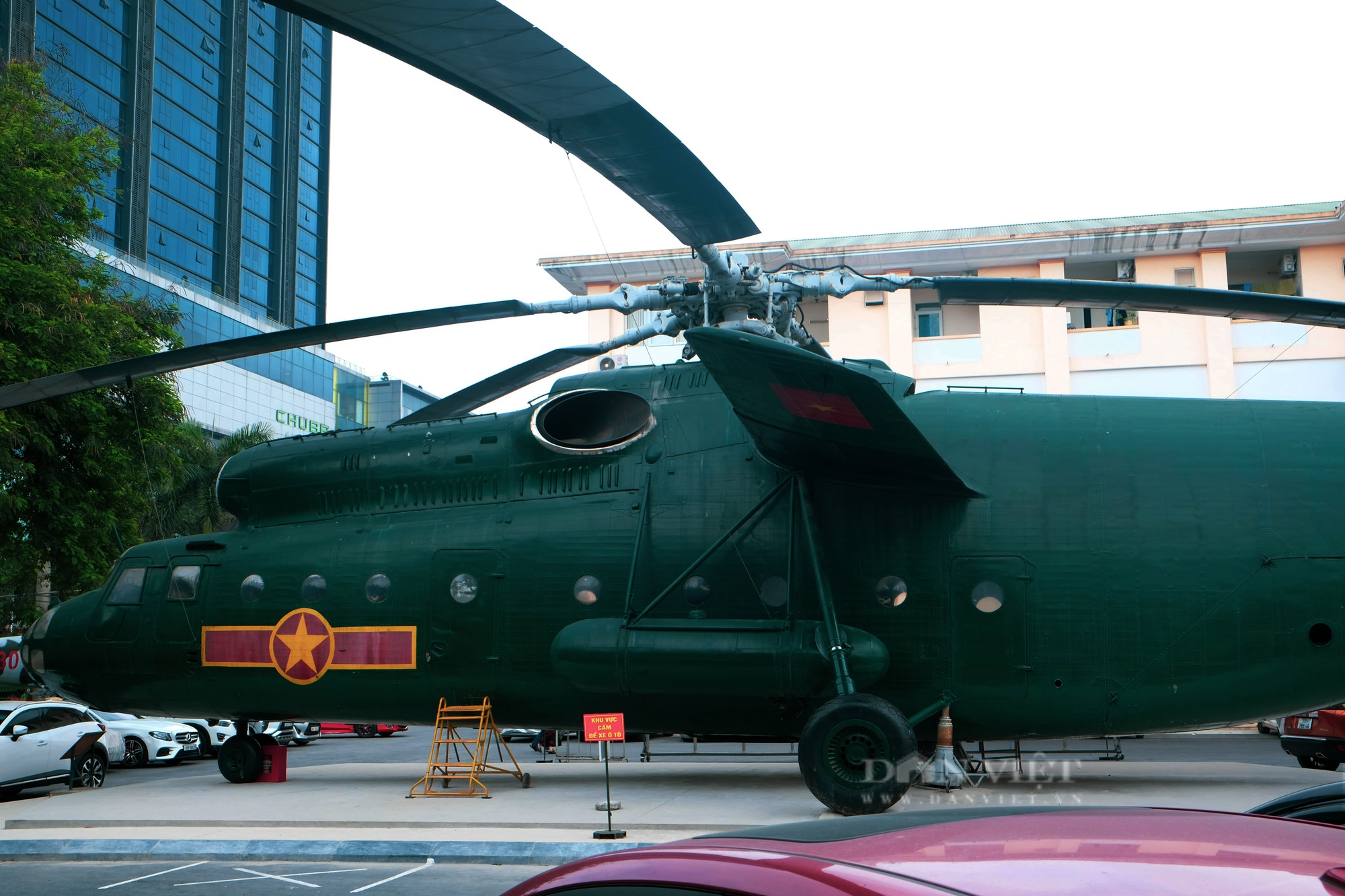 Trực thăng lớn nhất thế giới một thời của Không quân Việt Nam có gì đặc biệt? - Ảnh 2.