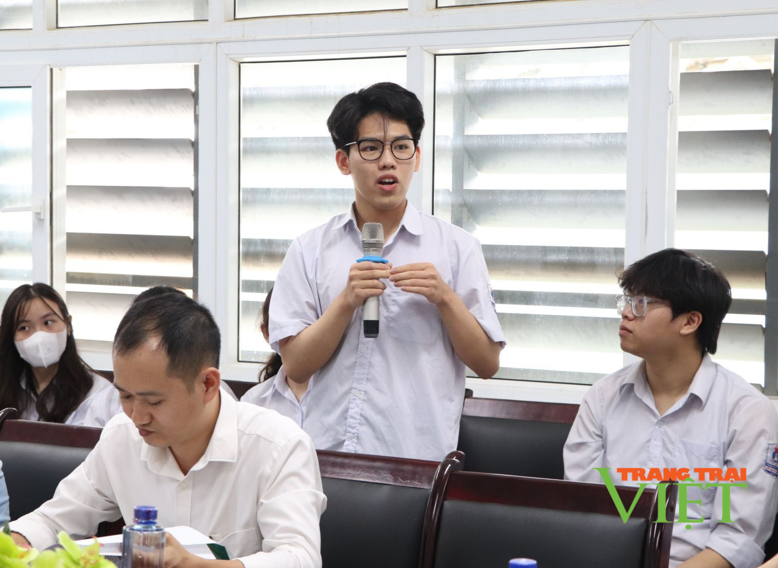 Lai Châu: Hội thảo hành trình khởi nghiệp từ trung học phổ thông - Ảnh 2.