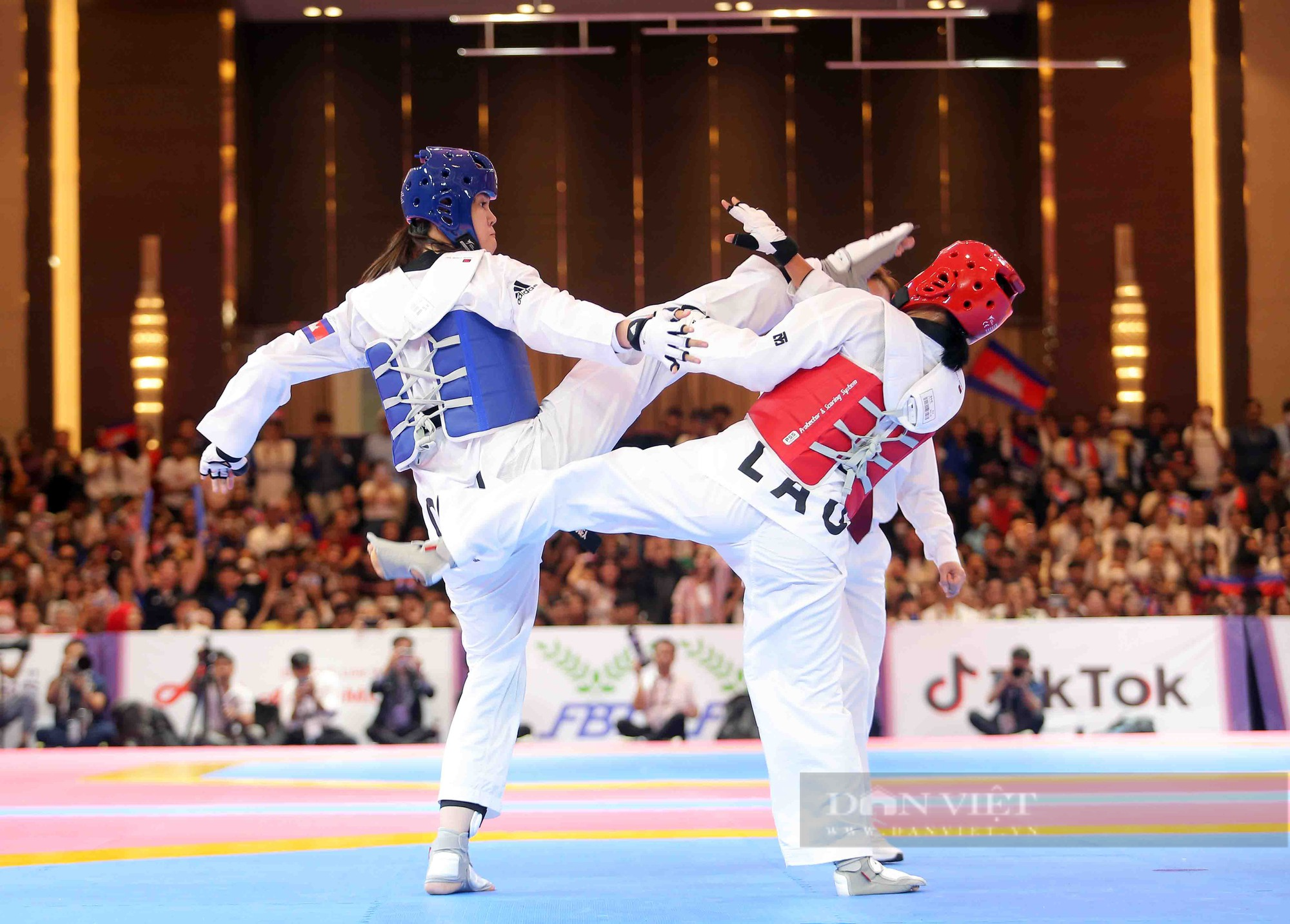 &quot;Nữ hoàng taekwondo&quot; Sorn Seavmey toả sáng, người khiến hâm mộ Campuchia nức lòng  - Ảnh 8.