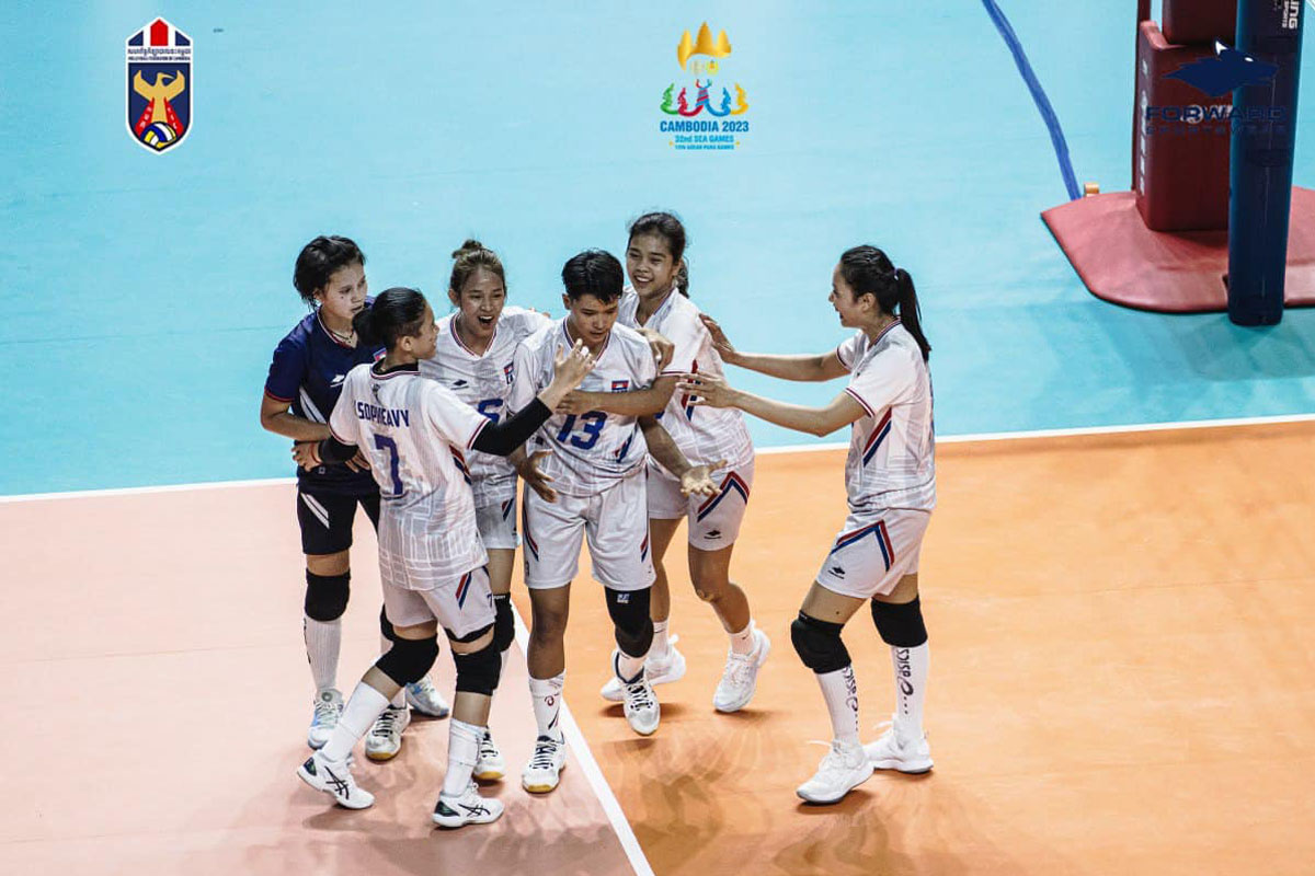 Đội tuyển bóng chuyền nữ Campuchia lần thứ 2 bỏ cuộc tại SEA Games 32 - Ảnh 1.