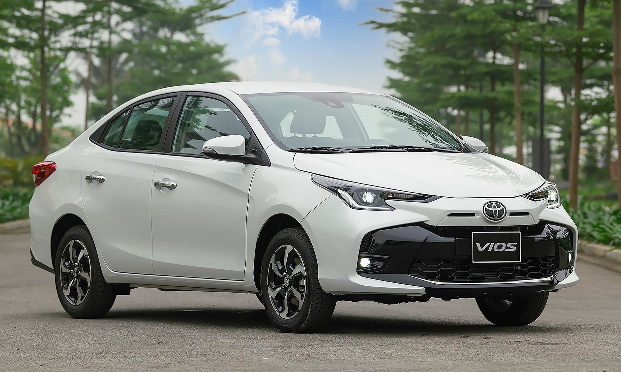 Giá xe Toyota Vios 2023 lăn bánh tháng 6: Giảm &quot;sốc&quot; để kéo doanh số - Ảnh 1.