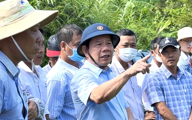 Chủ tịch tỉnh Quảng Ngãi không hài lòng khi 4 dự án 572 tỷ đồng ở Lý Sơn đều bị vướng