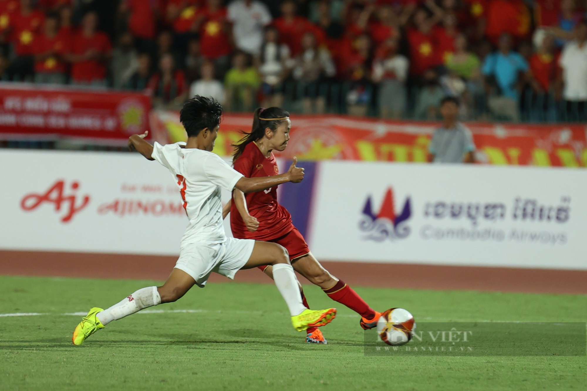 Chùm ảnh: ĐT nữ Việt Nam lần thứ 4 liên tiếp vô địch SEA Games  - Ảnh 5.