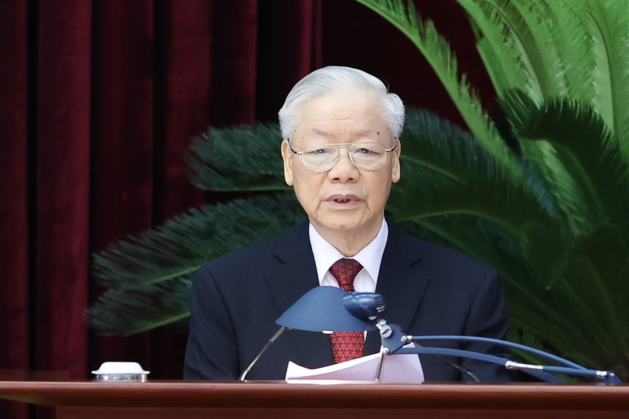 Tổng Bí thư Nguyễn Phú Trọng: Thẳng thắn, khách quan thảo luận về Báo cáo kiểm điểm của Bộ Chính trị, Ban Bí thư - Ảnh 1.
