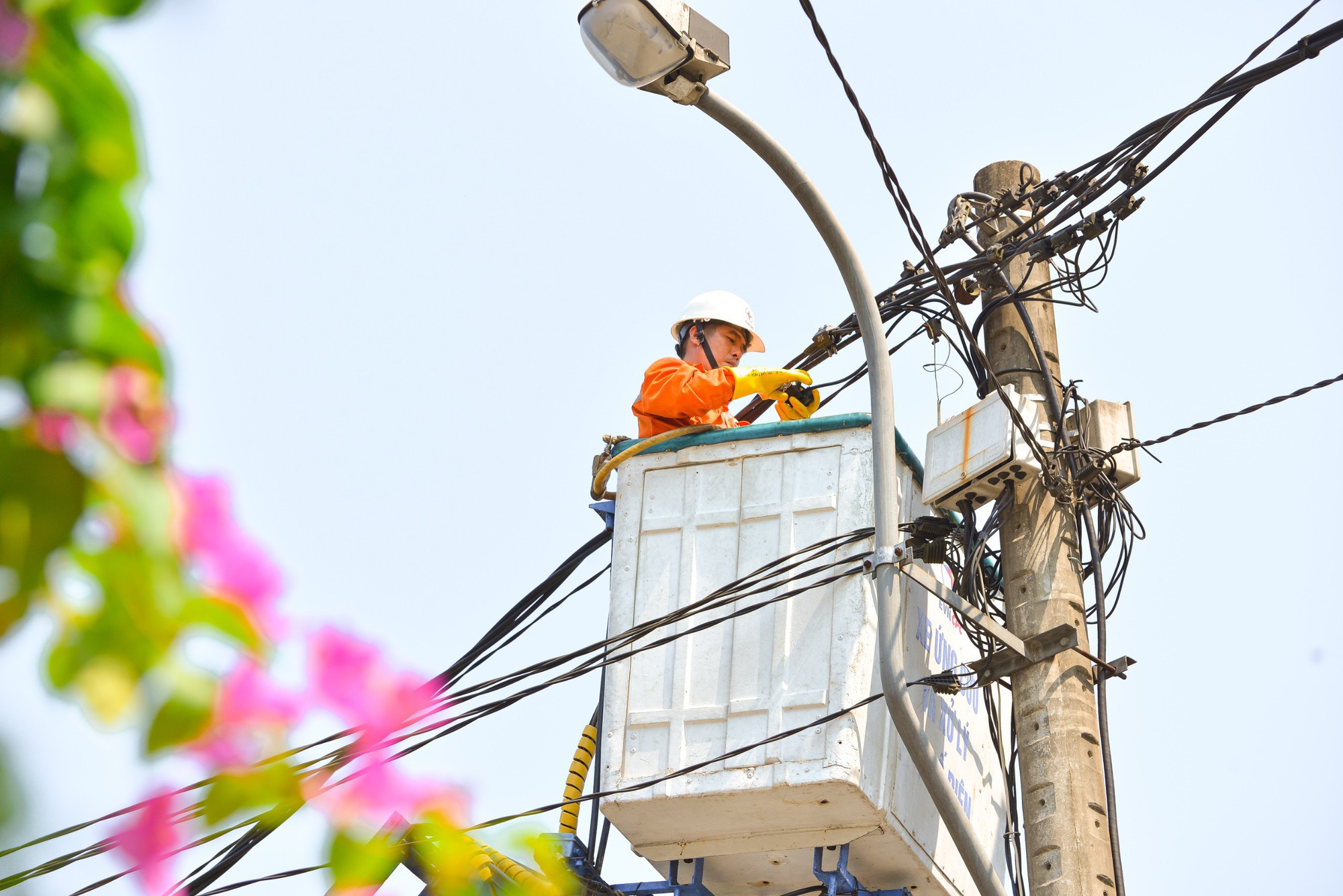 Miền Trung – Tây Nguyên: Căng thẳng cung ứng điện các tháng mùa khô - Ảnh 3.