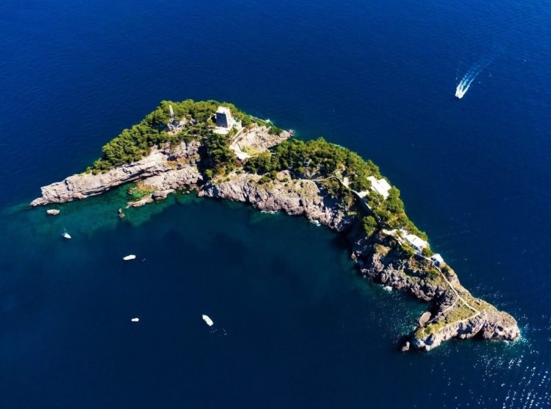 10 hòn đảo có hình dáng ấn tượng - Ảnh 9.