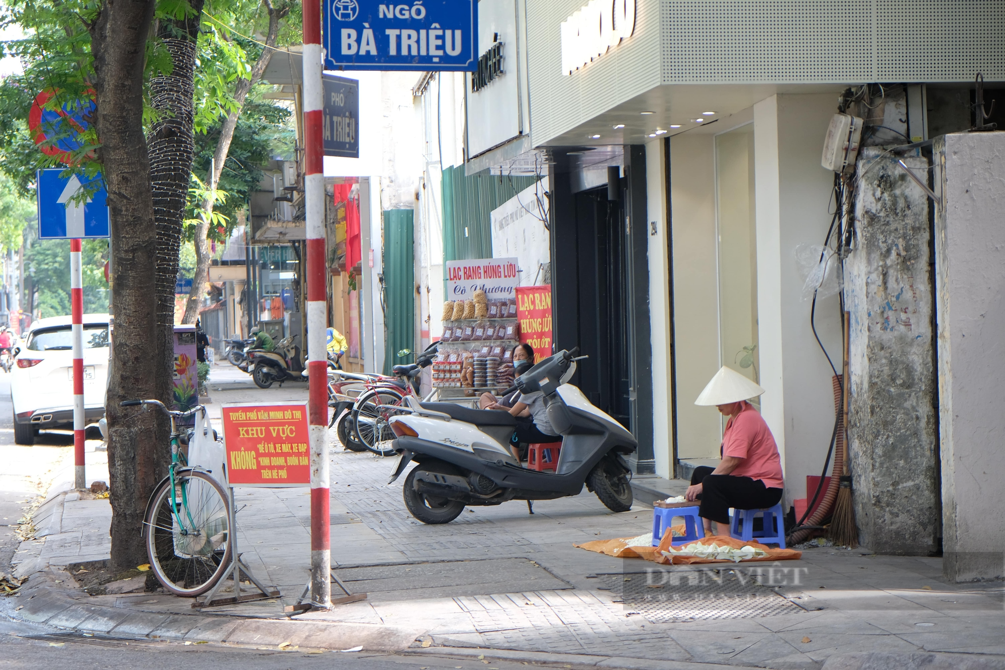 Tuyến phố hiếm hỏi có vỉa hè thông thoáng trên địa bàn quận Hai Bà Trưng - Ảnh 6.