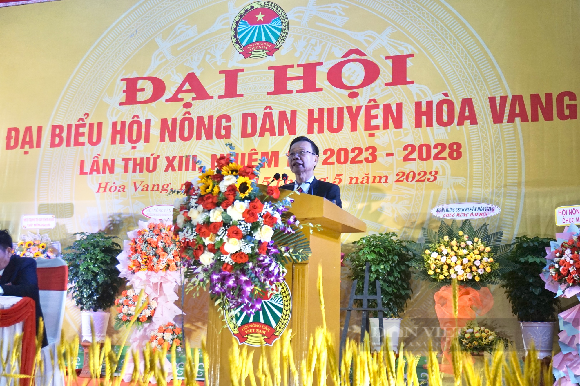 Đại hội đại biểu Hội Nông dân huyện Hoà Vang, ông Nguyễn Văn Vân tái đắc cử chức Chủ tịch - Ảnh 7.