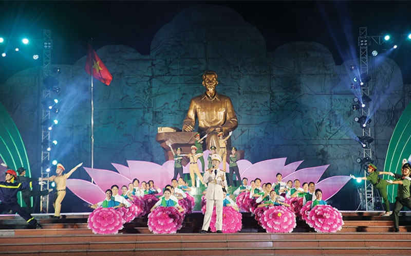 Có gì đặc biệt trong loạt chương trình nghệ thuật kỷ niệm 133 năm ngày sinh của Chủ tịch Hồ Chí Minh? - Ảnh 4.