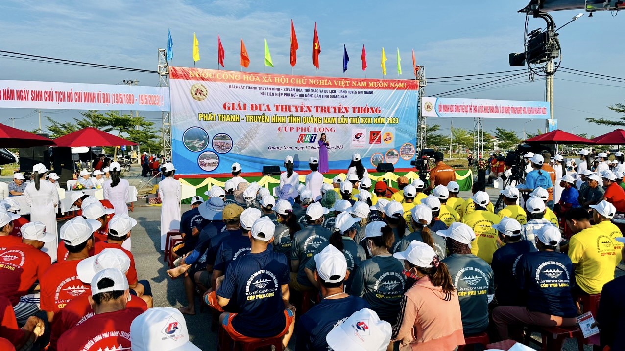 Agribank đồng hành cùng giải đua thuyền truyền thống Phát Thanh – Truyền hình tỉnh Quảng Nam lần thứ XXVI - năm 2023 - Ảnh 1.