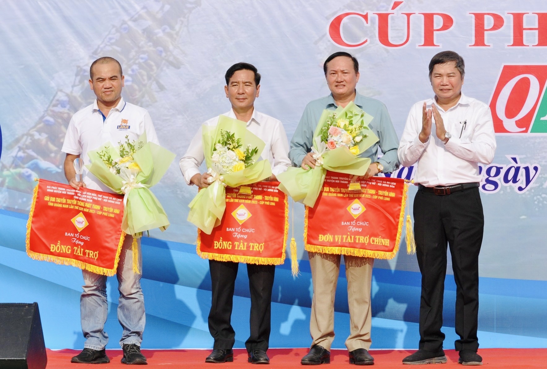 Agribank đồng hành cùng giải đua thuyền truyền thống Phát Thanh – Truyền hình tỉnh Quảng Nam lần thứ XXVI - năm 2023 - Ảnh 2.