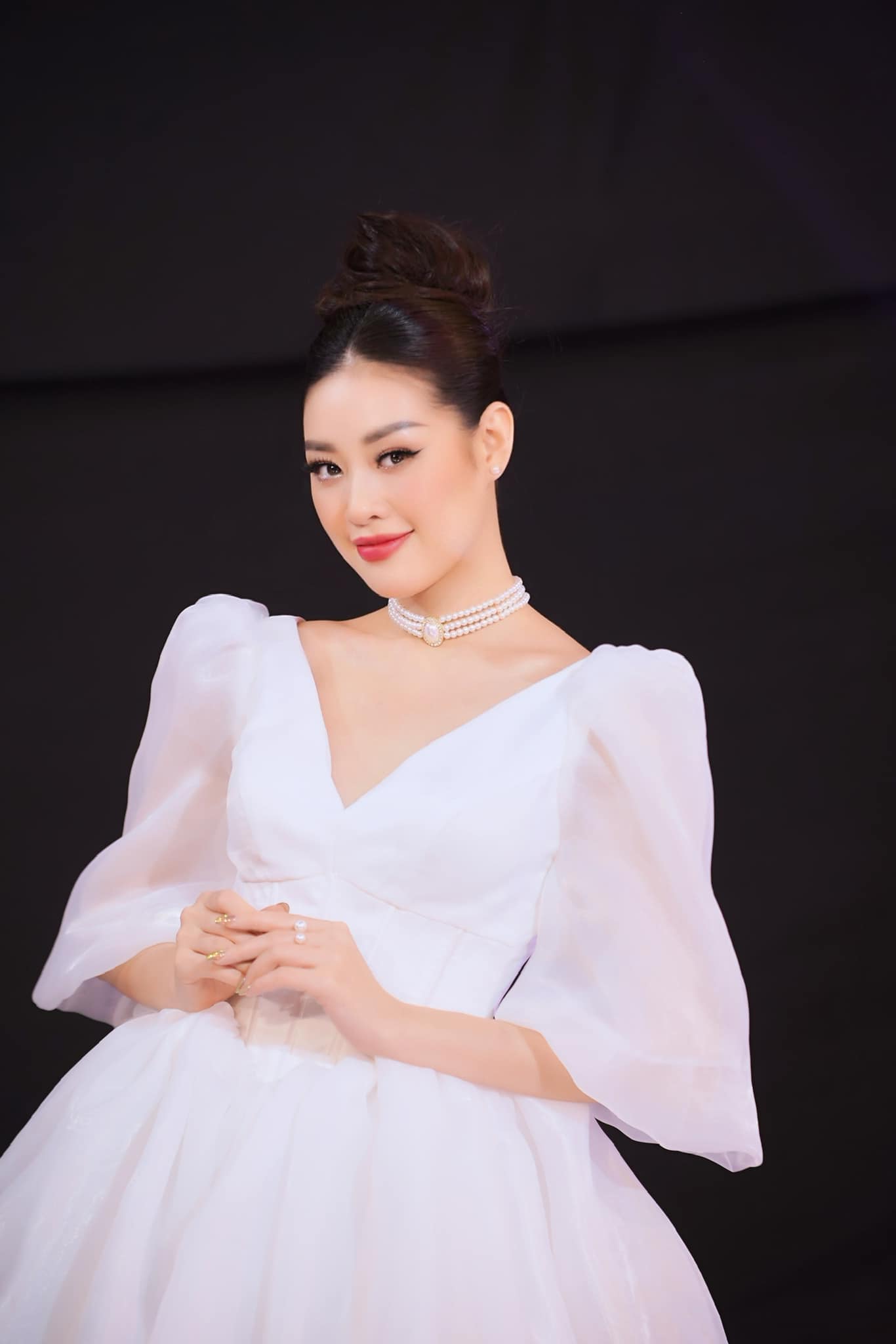 Mỹ nhân Việt lộ thông tin không thể ra trường, chuyện không chỉ của Hoa hậu Ngọc Châu - Ảnh 3.